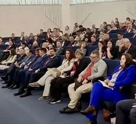 Представители Нижневартовска в составе делегации от Ханты-Мансийского автономного округа - Югры принимают участие в ХХ Всероссийском специализированном форуме «Современные системы безопасности – Антитеррор», который проходит... Представители Нижневартовска в составе делегации от Ханты-Мансийского автономного округа - Югры принимают участие в ХХ Всероссийском специализированном форуме «Современные системы безопасности – Антитеррор», который проходит...