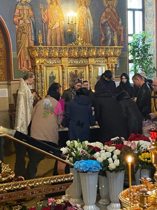 Сегодня в Сургуте похоронили 10-летнего мальчика, которого в воскресенье сбила машина Сегодня в Сургуте похоронили 10-летнего мальчика, которого в воскресенье сбила машина