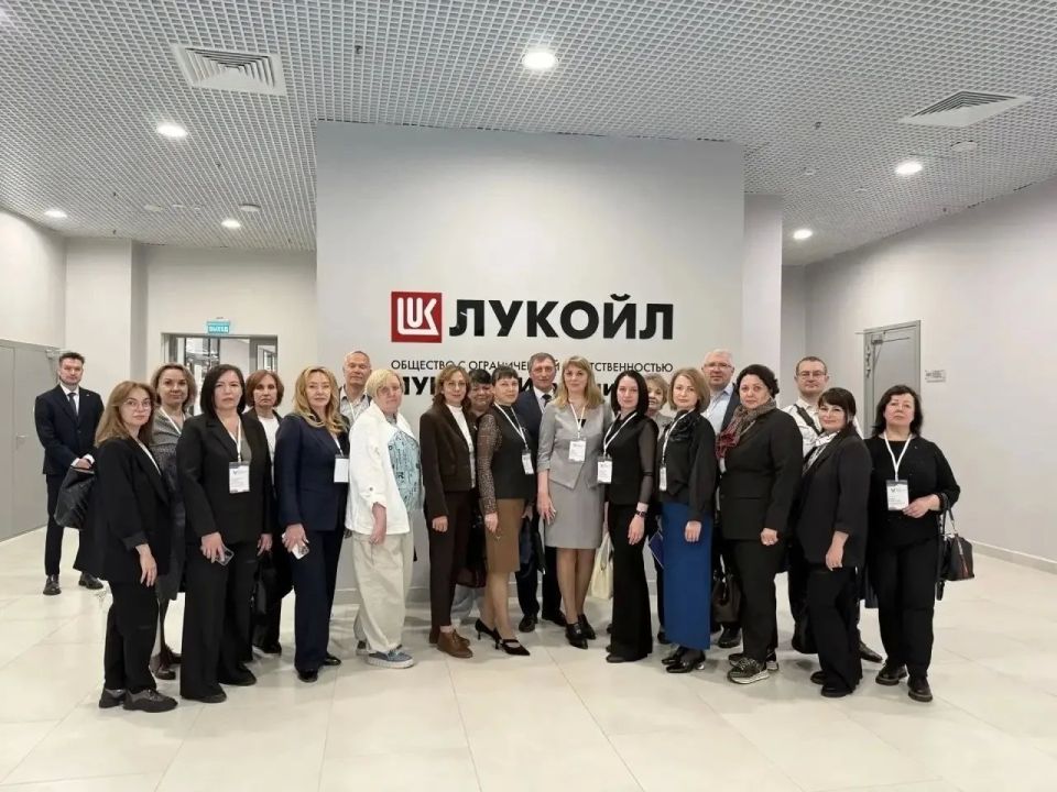 Искусственный интеллект в помощь колледжам Югры Искусственный интеллект в помощь колледжам Югры