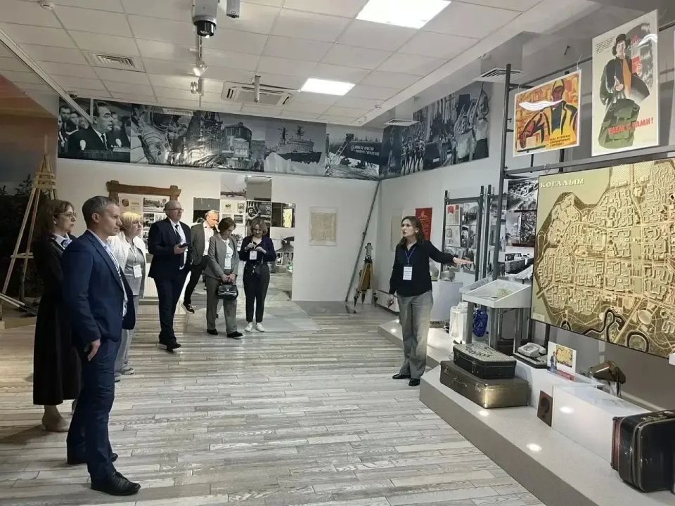 Искусственный интеллект в помощь колледжам Югры Искусственный интеллект в помощь колледжам Югры
