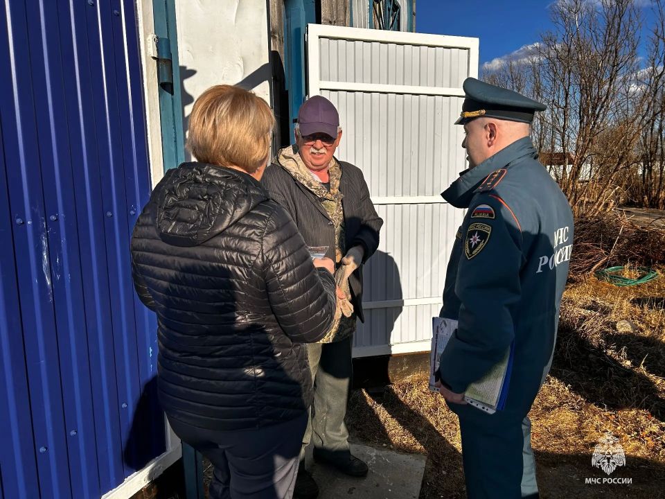 Дачникам напомнили о безопасности
