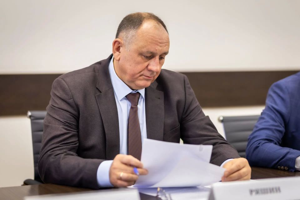 Лучшие профессионалы Ханты-Мансийска получили заслуженные награды Лучшие профессионалы Ханты-Мансийска получили заслуженные награды