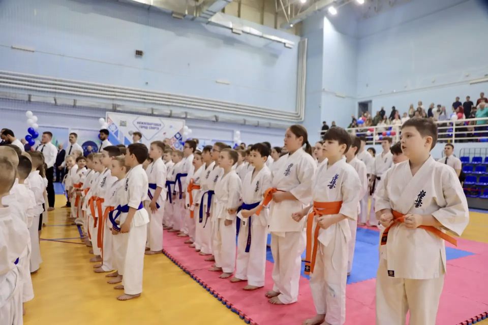 Праздник спорта и дружбы прошел в Нижневартовске Праздник спорта и дружбы прошел в Нижневартовске