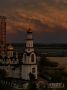 Весенний вечер. Красота заката в том, что его нельзя воссоздать, его можно только запомнить