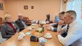 В этой серии реалити-проекта мы расскажем про уникальную разработку сургутских медиков и про амбициозные планы волонтёров сделать Сургут центром лёгкой промышленности Югры