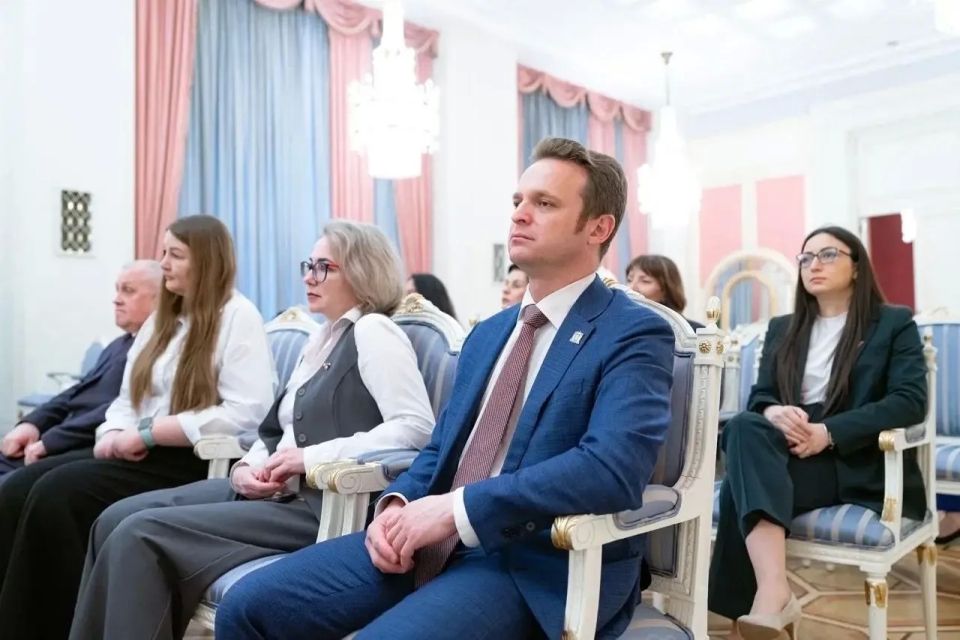 Школа Югры в числе призеров II Всероссийского конкурса «Школа#безОбид» Школа Югры в числе призеров II Всероссийского конкурса «Школа#безОбид»