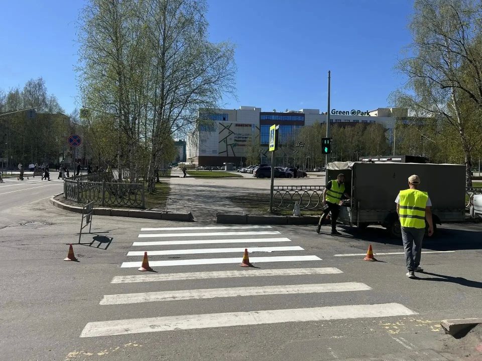 В Нижневартовске стартовала дорожная кампания 2026 года В Нижневартовске стартовала дорожная кампания 2026 года