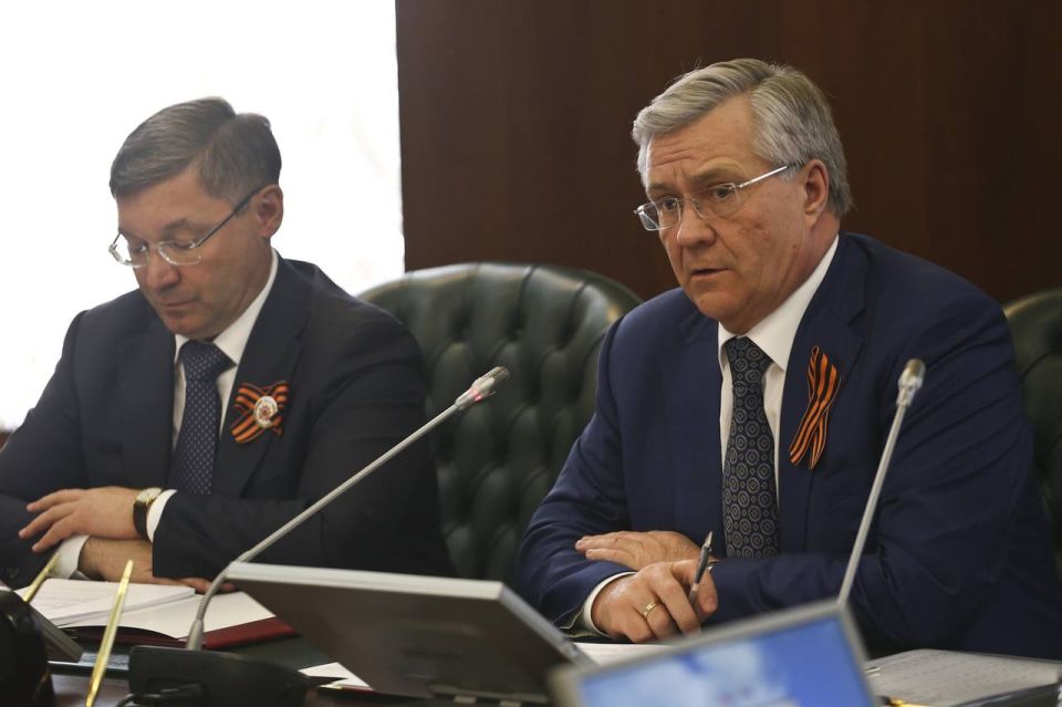 Сегодня свой день рождения отмечает Владимир Леонидович Богданов Сегодня свой день рождения отмечает Владимир Леонидович Богданов