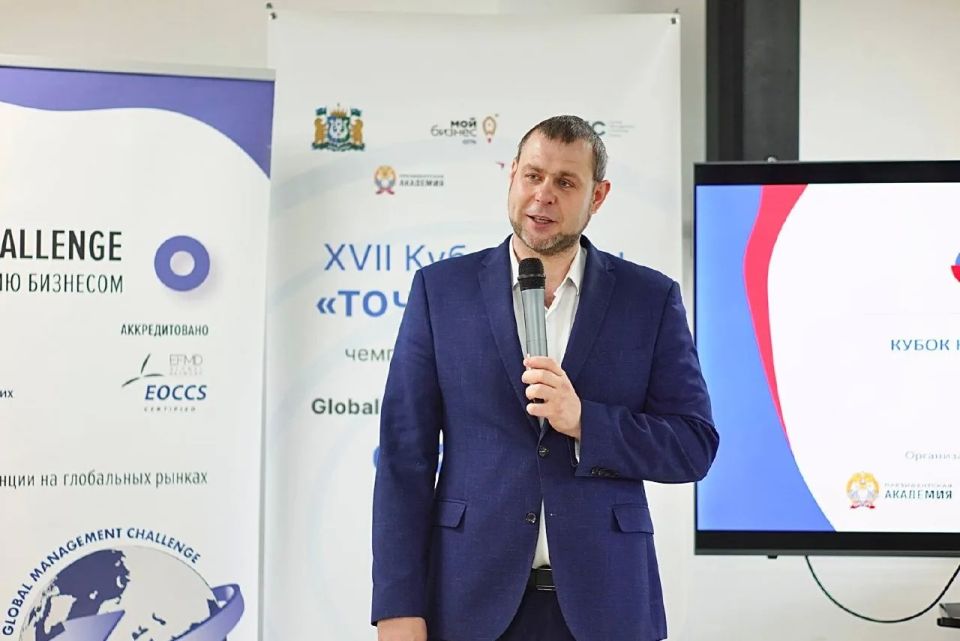 Они привыкли читать карту боя, а теперь осваивают финансовые отчеты Они привыкли читать карту боя, а теперь осваивают финансовые отчеты