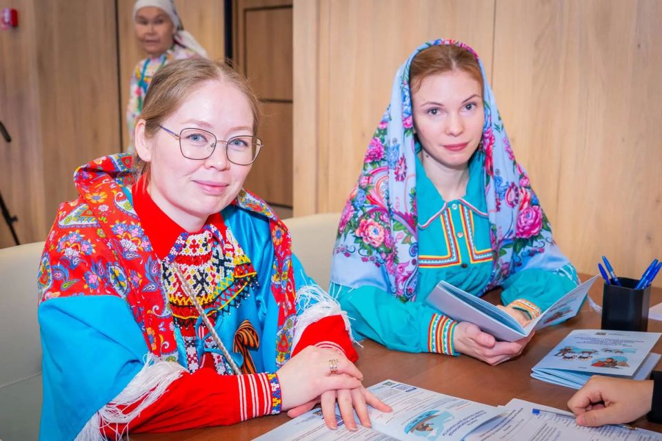 Общероссийское общественное движение «Ассоциация финно-угорских народов Российской Федерации» при поддержке Федерального агентства по делам национальностей проводит Общероссийский конкурс «Роль молодежи финно-угорских...
