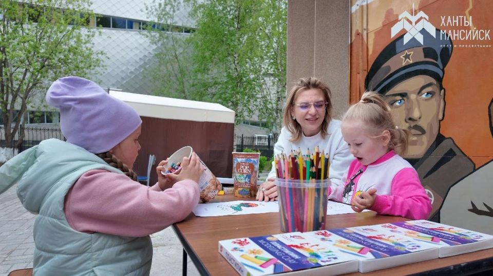 В честь Дня защиты детей в киноцентре «Югорский кинопрокат» прямо сейчас проходит открытие летнего кинозала В честь Дня защиты детей в киноцентре «Югорский кинопрокат» прямо сейчас проходит открытие летнего кинозала