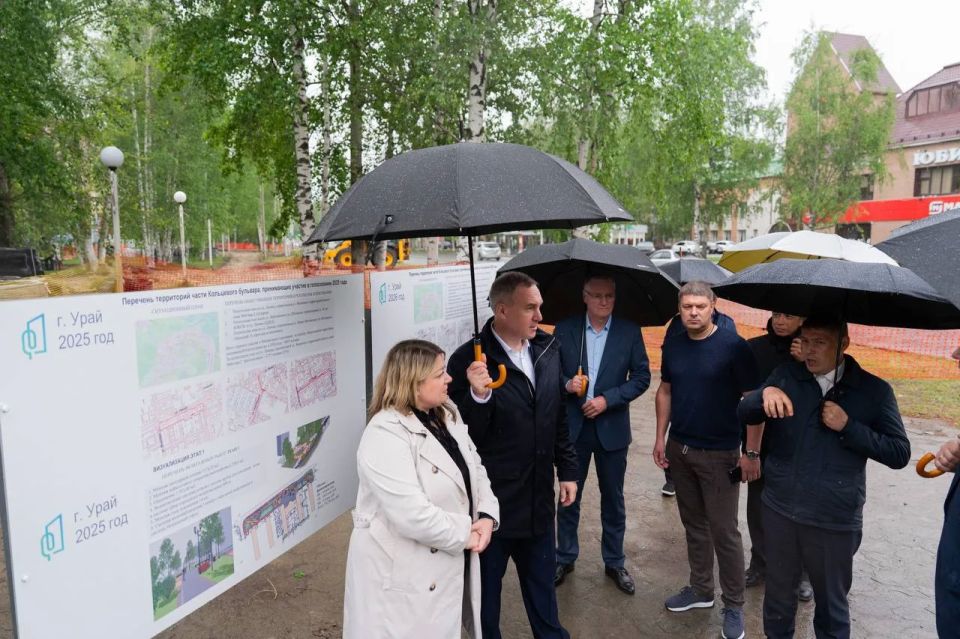 Руслан Кухарук: Сегодня работаю в Урае, с главой города Тимуром Раисовичем Закирзяновым осмотрели ряд объектов Руслан Кухарук: Сегодня работаю в Урае, с главой города Тимуром Раисовичем Закирзяновым осмотрели ряд объектов