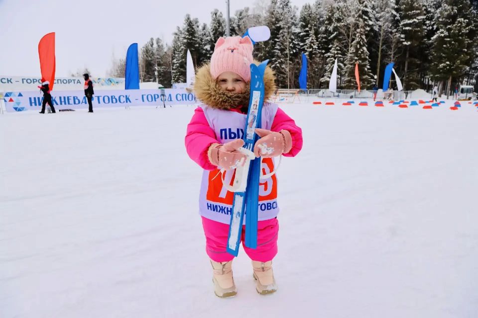 Уважаемые нижневартовцы! Дорогие ребята! Сердечно поздравляю с Международным днём защиты детей! Уважаемые нижневартовцы! Дорогие ребята! Сердечно поздравляю с Международным днём защиты детей!
