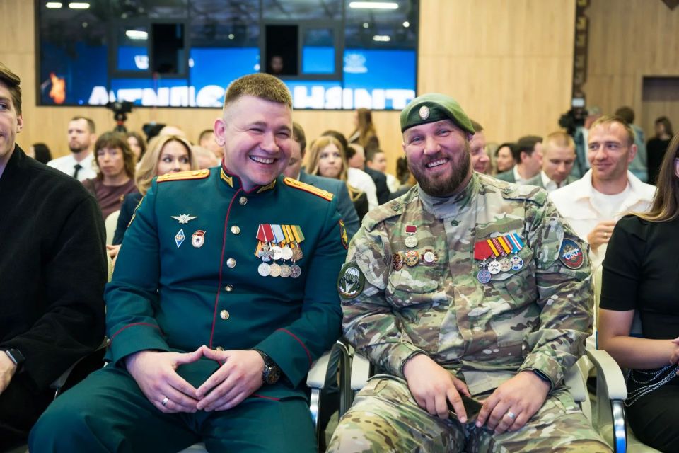 В Ханты-Мансийске подвели итоги спортивного сезона 2025 года на юбилейной 30-й церемонии награждения окружного конкурса «Спортивная элита» В Ханты-Мансийске подвели итоги спортивного сезона 2025 года на юбилейной 30-й церемонии награждения окружного конкурса «Спортивная элита»