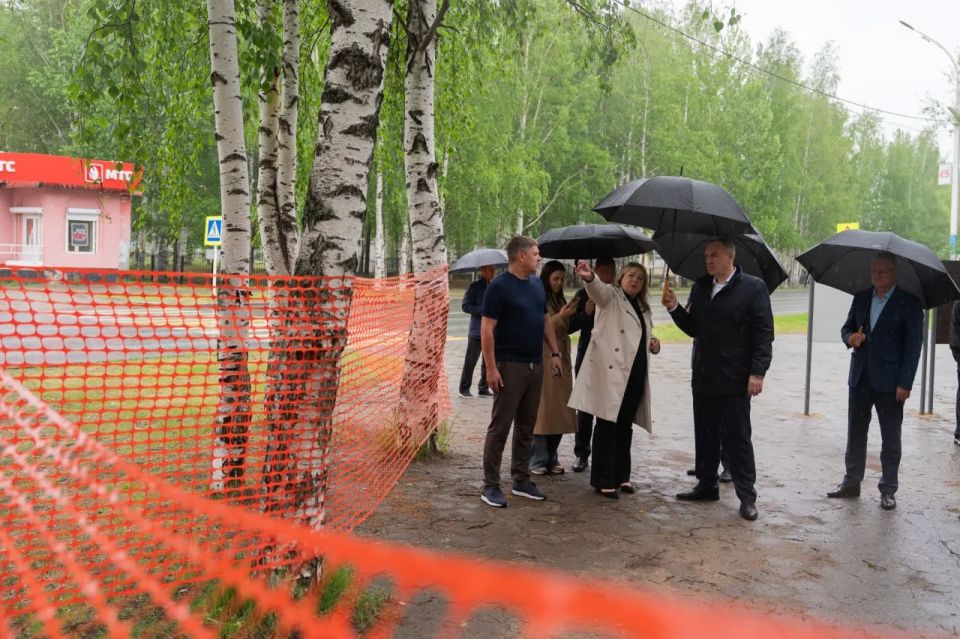 Руслан Кухарук проинспектировал объекты благоустройства в Урае Руслан Кухарук проинспектировал объекты благоустройства в Урае