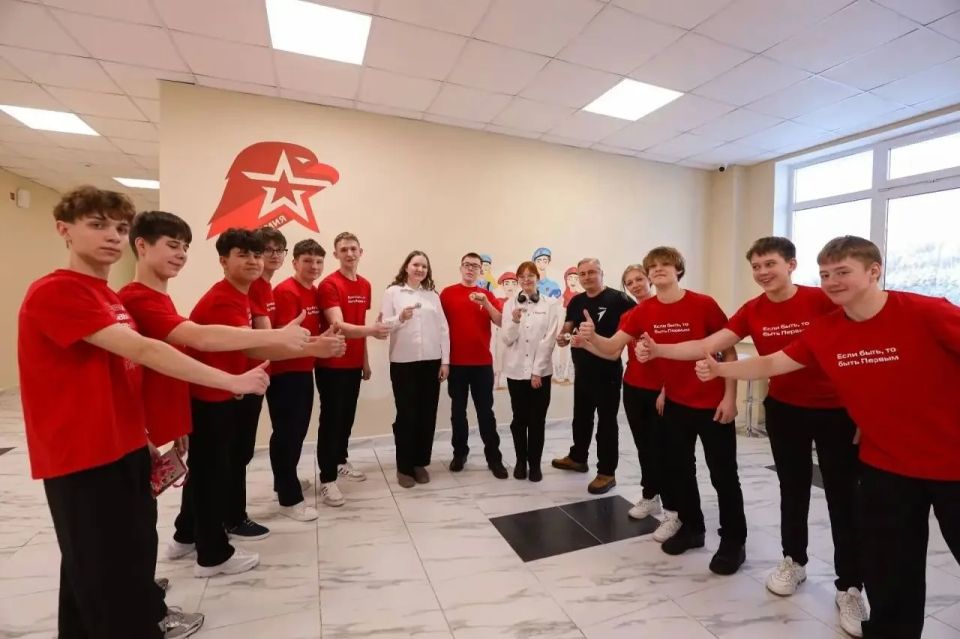 Молодёжь Югры стала победителем конкурса первичных отделений Движения Первых