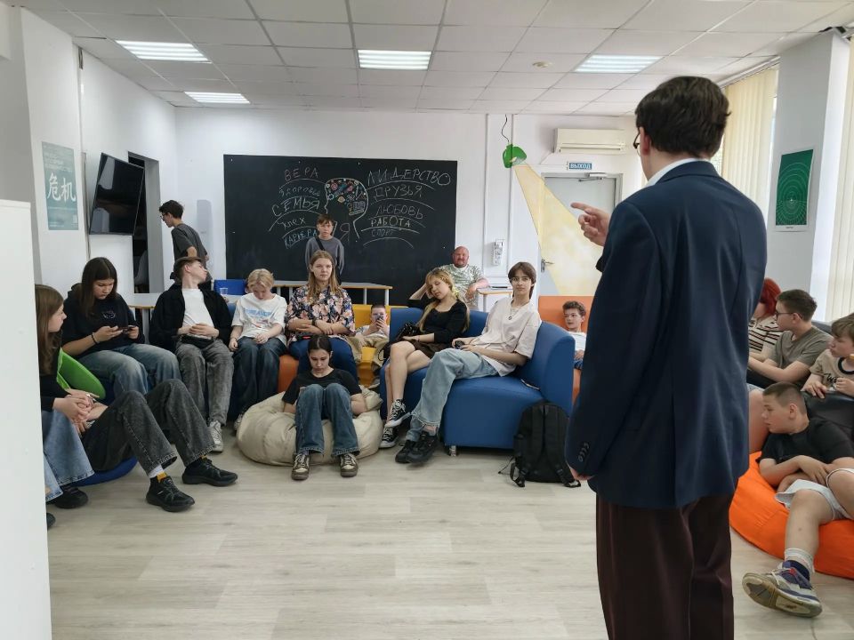 Дайджест добрых и полезных дел: молодёжь Югры в деле Дайджест добрых и полезных дел: молодёжь Югры в деле