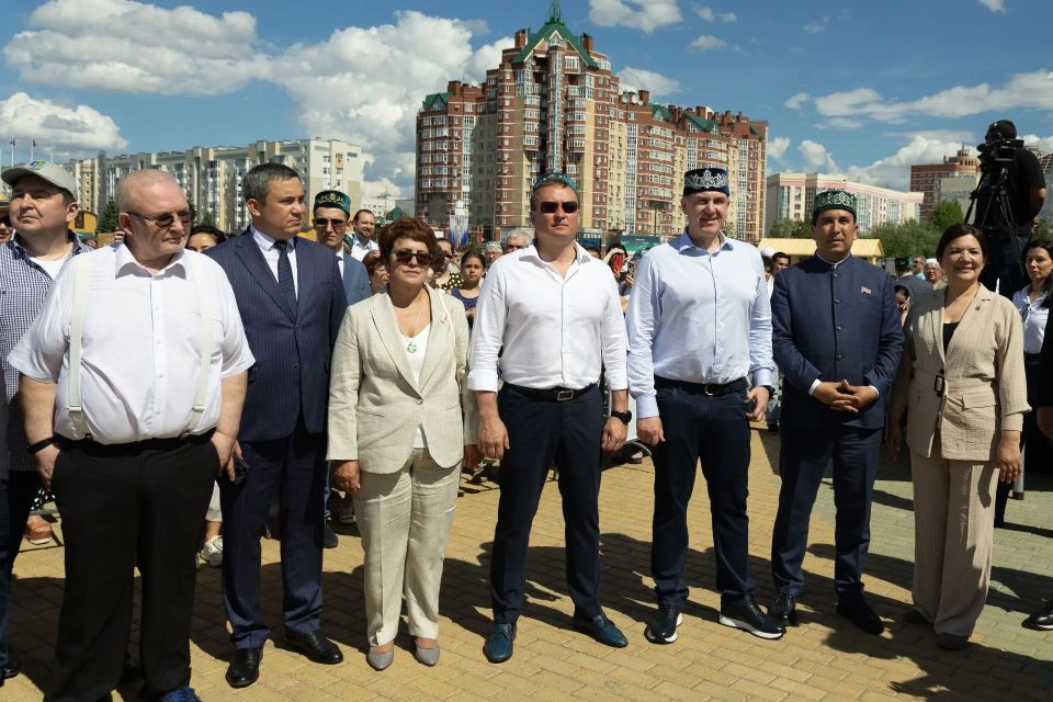 В лучших традициях: 53 тысячи сургутян и гостей города с размахом отметили III Международный Иртышский Сабантуй В лучших традициях: 53 тысячи сургутян и гостей города с размахом отметили III Международный Иртышский Сабантуй