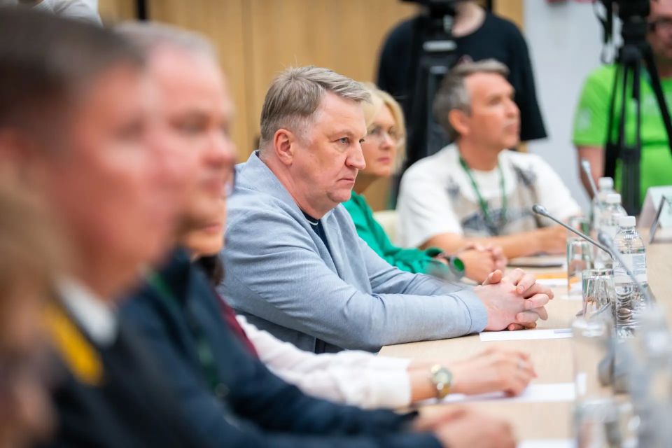 На фестивале «Спасти и сохранить» обсудили развитие Арктической зоны Югры На фестивале «Спасти и сохранить» обсудили развитие Арктической зоны Югры