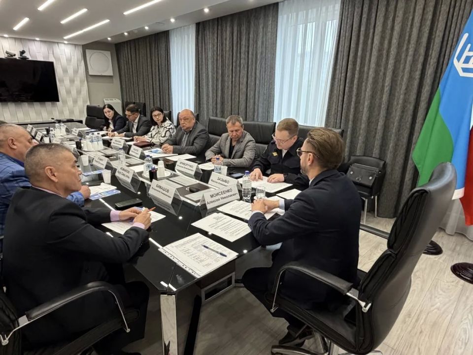 В Нижневартовске проведено заседание консультативного пункта по вопросам миграции и профилактики правонарушений В Нижневартовске проведено заседание консультативного пункта по вопросам миграции и профилактики правонарушений