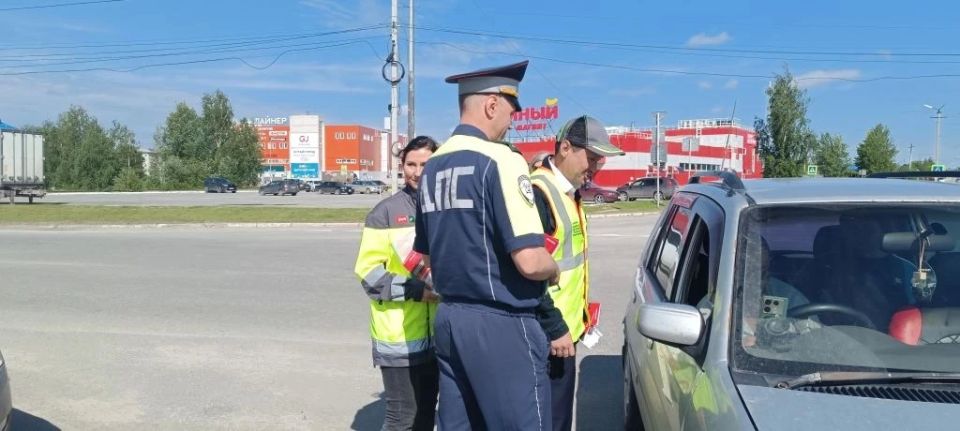 Госавтоинспекция Югры напоминает о безопасности на железнодорожных переездах Госавтоинспекция Югры напоминает о безопасности на железнодорожных переездах