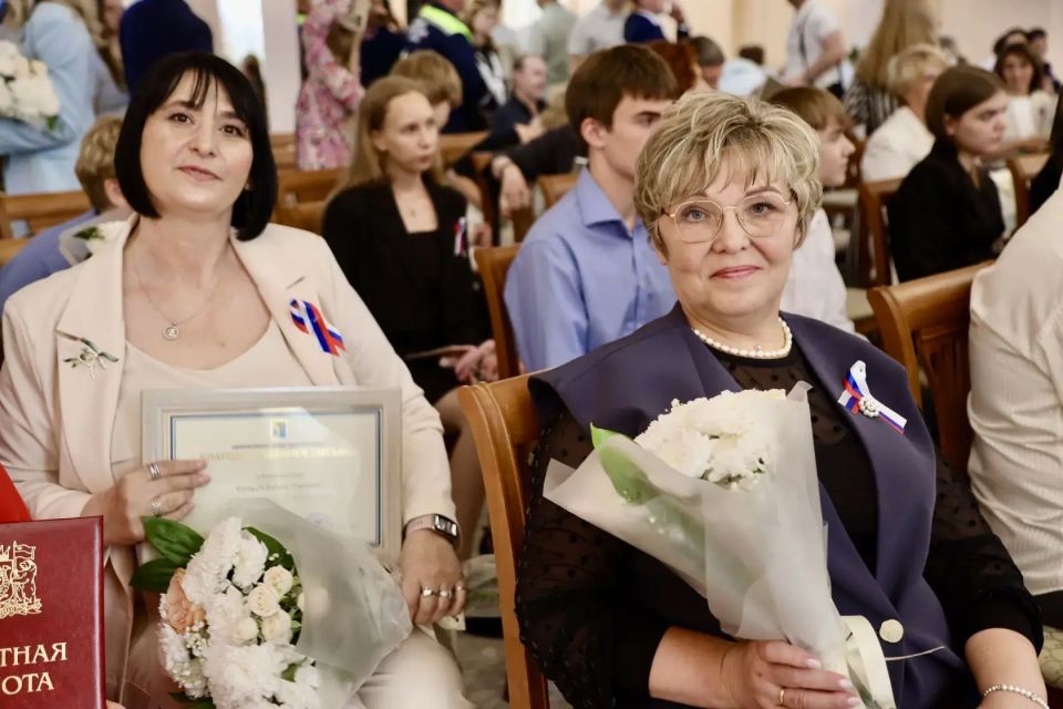 Приближается один из главных государственных праздников – День России Приближается один из главных государственных праздников – День России