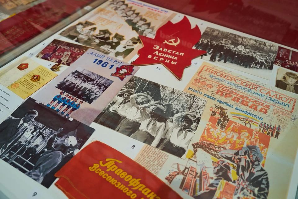 Накануне главного праздника страны в Национальном центре «Россия» десять юных югорчан получили свой главный документ Накануне главного праздника страны в Национальном центре «Россия» десять юных югорчан получили свой главный документ