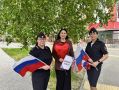 В рамках празднования Дня России в Белоярском прошла праздничная акция с викториной о стране