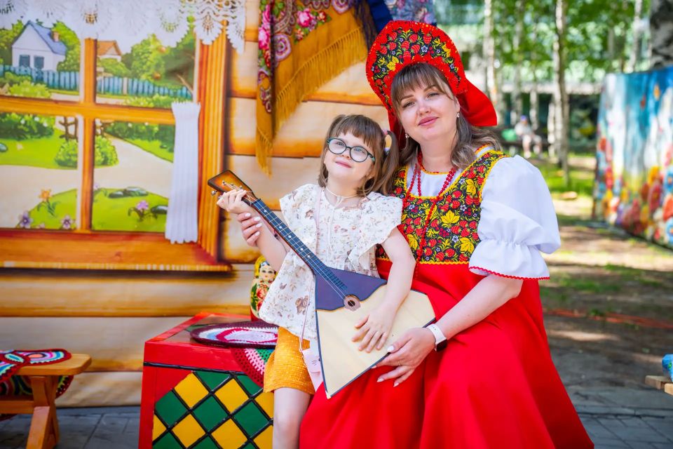 Югорчане собрались в «Хоровод Единства» Югорчане собрались в «Хоровод Единства»