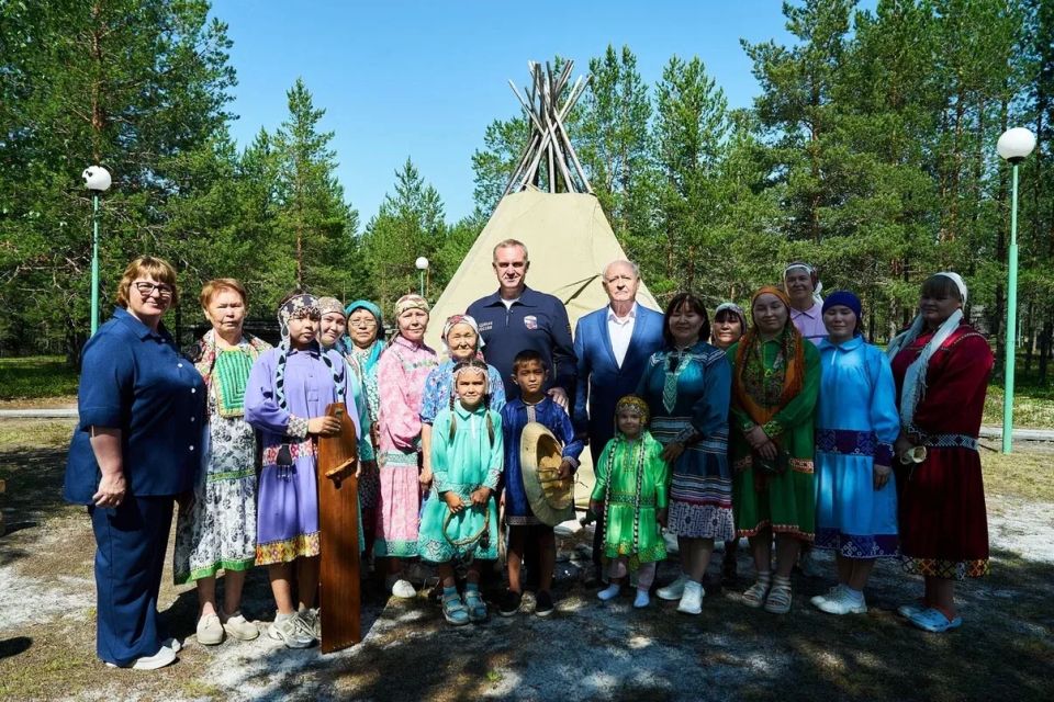 Руслан Кухарук: В Нижневартовском районе с главой муниципалитета Борисом Александровичем Саломатиным посетил важные социальные и инфраструктурные объекты в поселке Новоаганск и селе Варьёган Руслан Кухарук: В Нижневартовском районе с главой муниципалитета Борисом Александровичем Саломатиным посетил важные социальные и инфраструктурные объекты в поселке Новоаганск и селе Варьёган