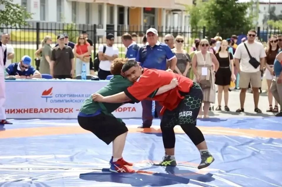 В Нижневартовске продолжается фестиваль «Самотлорские ночи» В Нижневартовске продолжается фестиваль «Самотлорские ночи»