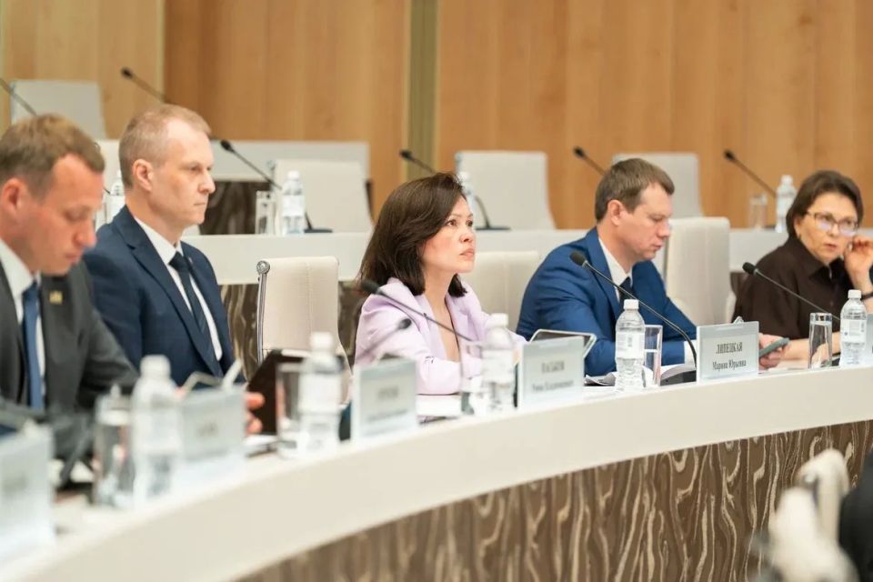 Руслан Кухарук: На заседании Правительства Югры приняли важные решения в сфере социальной поддержки Руслан Кухарук: На заседании Правительства Югры приняли важные решения в сфере социальной поддержки