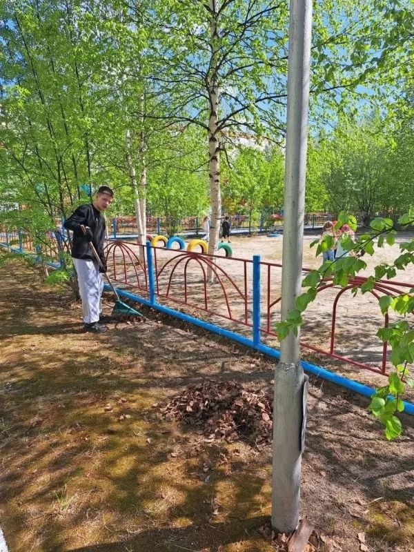 Подростки Югры проводят каникулы с пользой Подростки Югры проводят каникулы с пользой