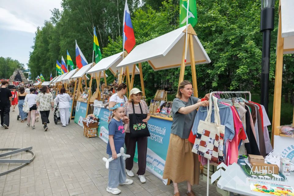 Фестиваль креатива «Сделано в Ханты-Мансийске» подарил незабываемые впечатления жителям и гостям окружной столицы Фестиваль креатива «Сделано в Ханты-Мансийске» подарил незабываемые впечатления жителям и гостям окружной столицы