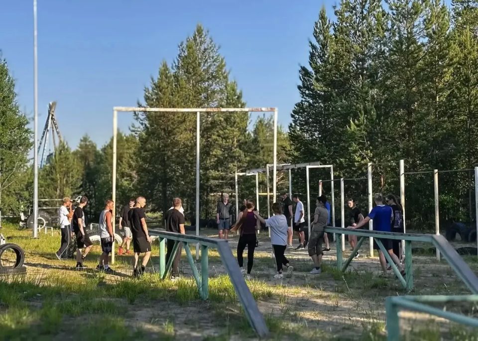 Молодёжь Югры отправилась за победой на окружной этап «Зарницы 2.0» Молодёжь Югры отправилась за победой на окружной этап «Зарницы 2.0»