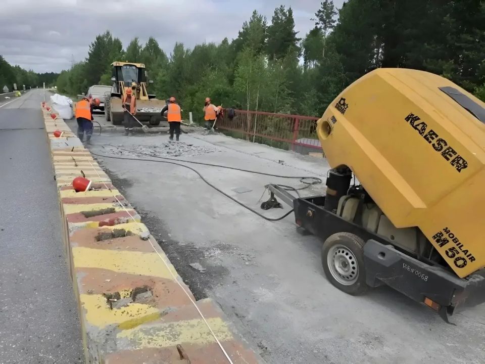 В Ханты-Мансийском автономном округе-Югре продолжается ремонт участка дороги Юг В Ханты-Мансийском автономном округе-Югре продолжается ремонт участка дороги Юг