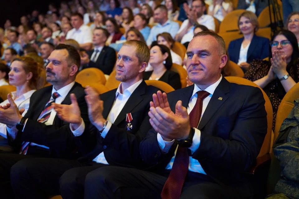 Врачи и пациенты — одна команда в борьбе за жизнь Врачи и пациенты — одна команда в борьбе за жизнь