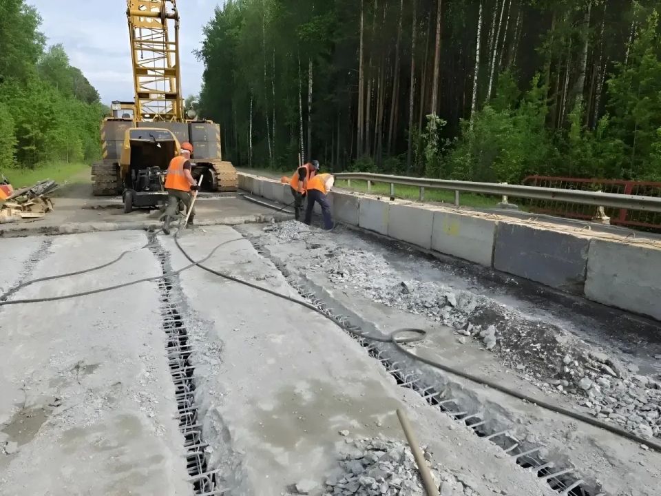 В Ханты-Мансийском автономном округе-Югре продолжается ремонт участка дороги Юг В Ханты-Мансийском автономном округе-Югре продолжается ремонт участка дороги Юг
