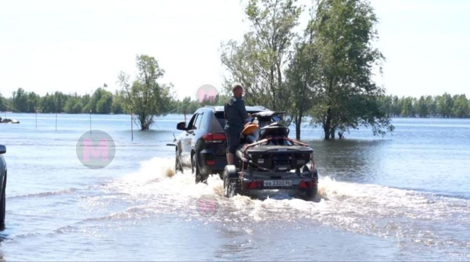 Вода в Оби может подняться до 10 метров в ближайшую неделю, предупреждает Обь-Иртышское управление гидрометеорологической службы Вода в Оби может подняться до 10 метров в ближайшую неделю, предупреждает Обь-Иртышское управление гидрометеорологической службы