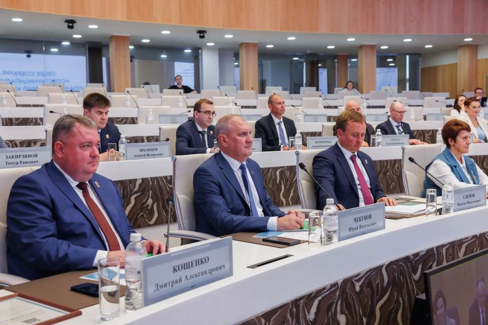 Состоялось ежегодное Общее собрание Ассоциации «Совет муниципальных образований Ханты-Мансийского автономного округа – Югры» Состоялось ежегодное Общее собрание Ассоциации «Совет муниципальных образований Ханты-Мансийского автономного округа – Югры»