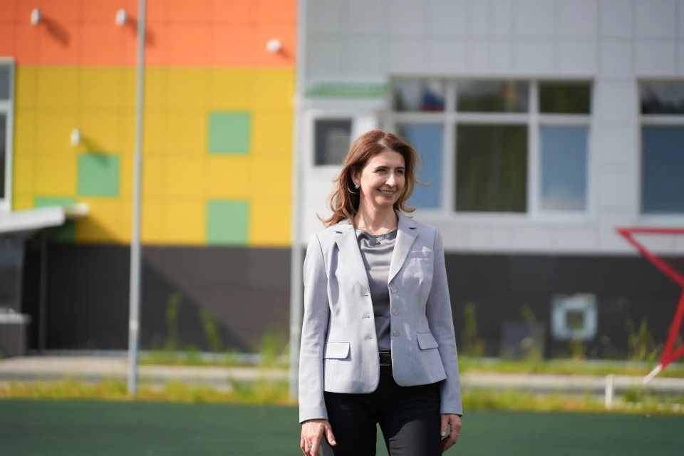 Депутат Государственной Думы Ольга Ануфриева, а также депутаты Думы города Ханты-Мансийска в составе двух комитетов - по социальной политике и городскому хозяйству - посетили объекты «Народной программы «Единой России»:... Депутат Государственной Думы Ольга Ануфриева, а также депутаты Думы города Ханты-Мансийска в составе двух комитетов - по социальной политике и городскому хозяйству - посетили объекты «Народной программы «Единой России»:...
