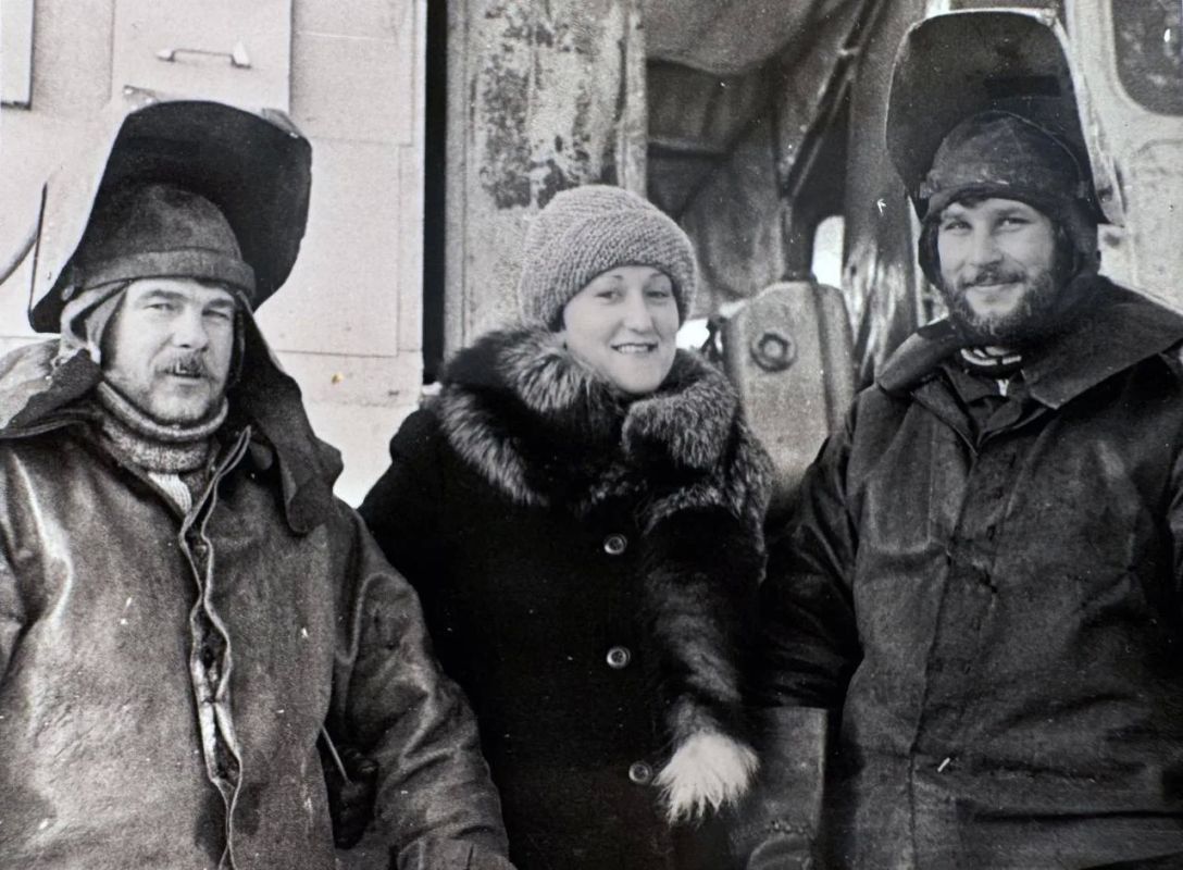 Журналист от Бога. Больше сорока лет Валентина Патранова писала историю нашего региона на страницах «Новостей Югры» Журналист от Бога. Больше сорока лет Валентина Патранова писала историю нашего региона на страницах «Новостей Югры»