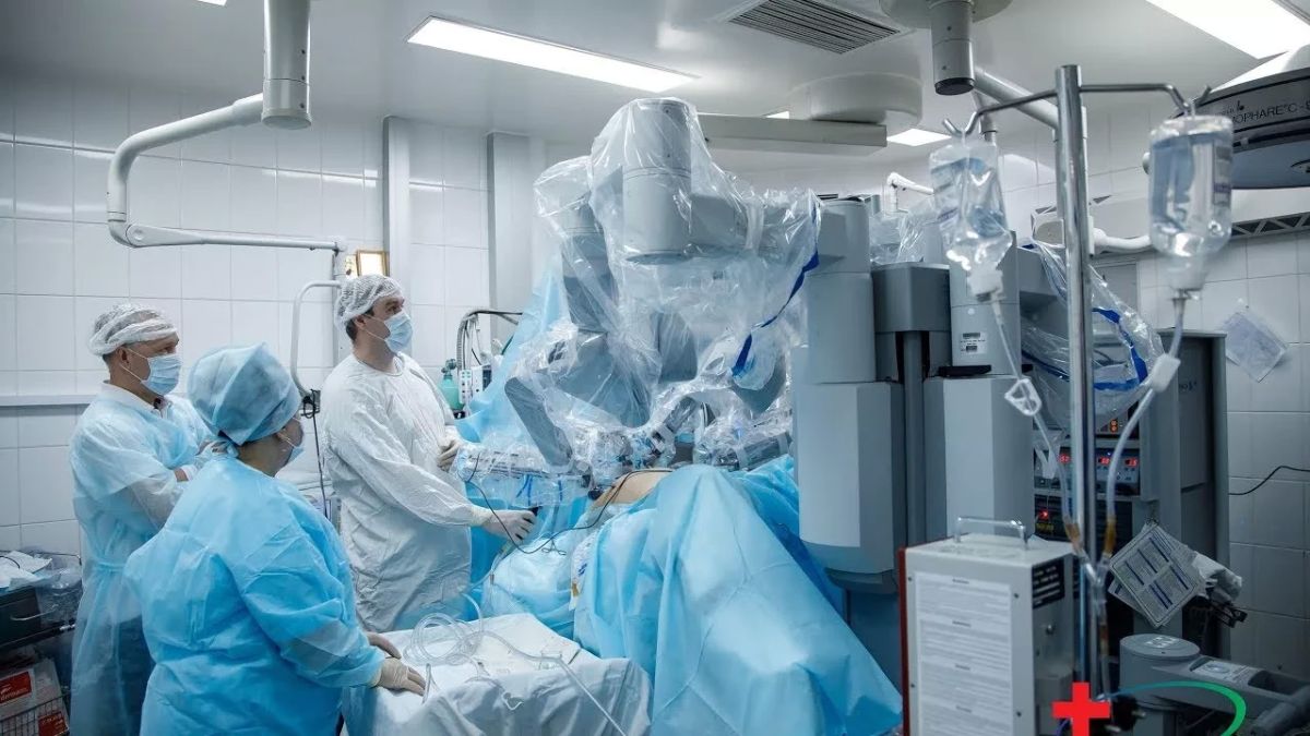Дорогие друзья, сегодня мы отмечаем День медицинского работника! Хотел бы поздравить всех с этим замечательным праздником Дорогие друзья, сегодня мы отмечаем День медицинского работника! Хотел бы поздравить всех с этим замечательным праздником