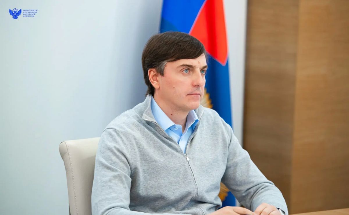 Сергей Кравцов совместно с членами ВЭПС обсудил итоги 2025/26 учебного года Сергей Кравцов совместно с членами ВЭПС обсудил итоги 2025/26 учебного года