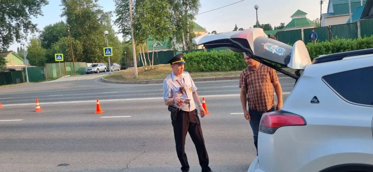 В Ханты-Мансийском автономном округе – Югре сотрудники Госавтоинспекции проводят масштабные профилактические мероприятия на дорогах В Ханты-Мансийском автономном округе – Югре сотрудники Госавтоинспекции проводят масштабные профилактические мероприятия на дорогах