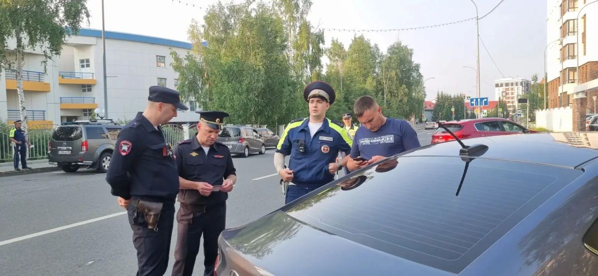 В Ханты-Мансийском автономном округе – Югре сотрудники Госавтоинспекции проводят масштабные профилактические мероприятия на дорогах В Ханты-Мансийском автономном округе – Югре сотрудники Госавтоинспекции проводят масштабные профилактические мероприятия на дорогах