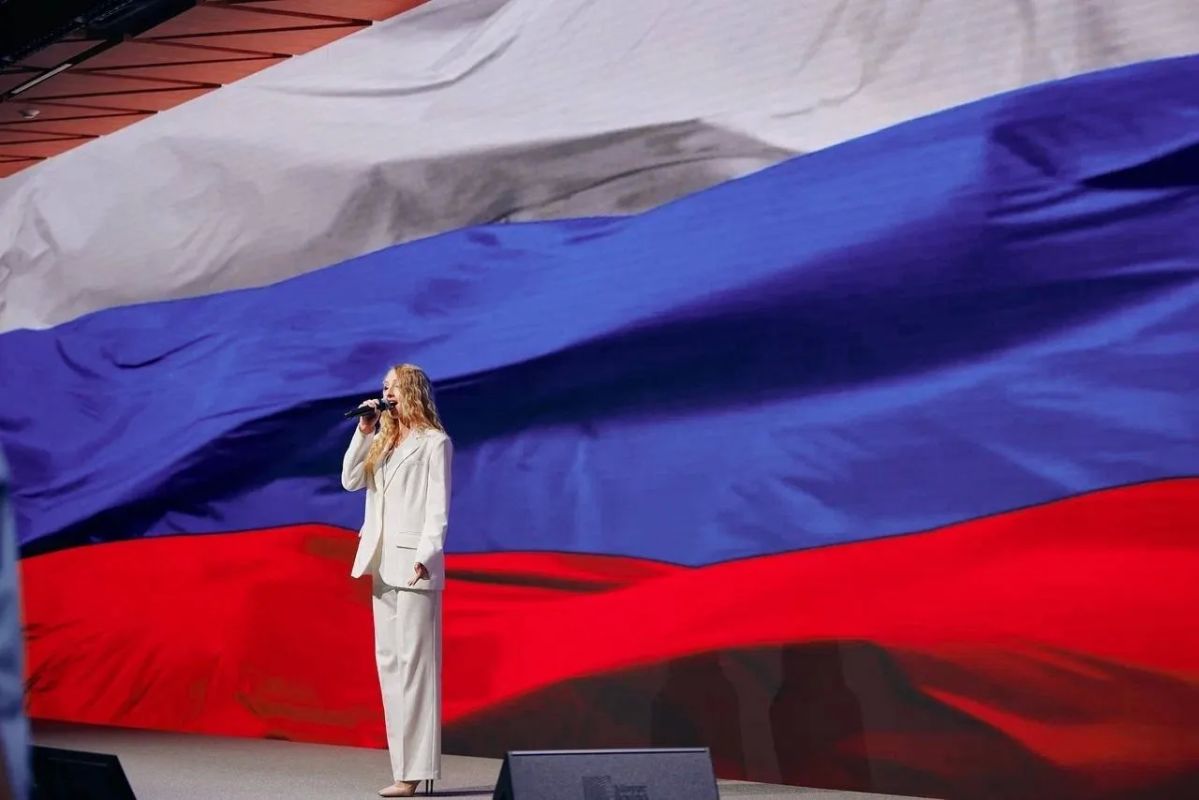 В Югре открылся всероссийский форум развития гражданского общества «Добрино» В Югре открылся всероссийский форум развития гражданского общества «Добрино»