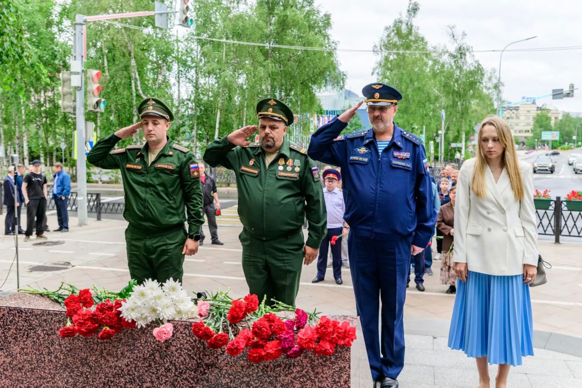 Уважаемые земляки!. 1 июля в нашей стране отмечается День ветеранов боевых действий Уважаемые земляки!. 1 июля в нашей стране отмечается День ветеранов боевых действий