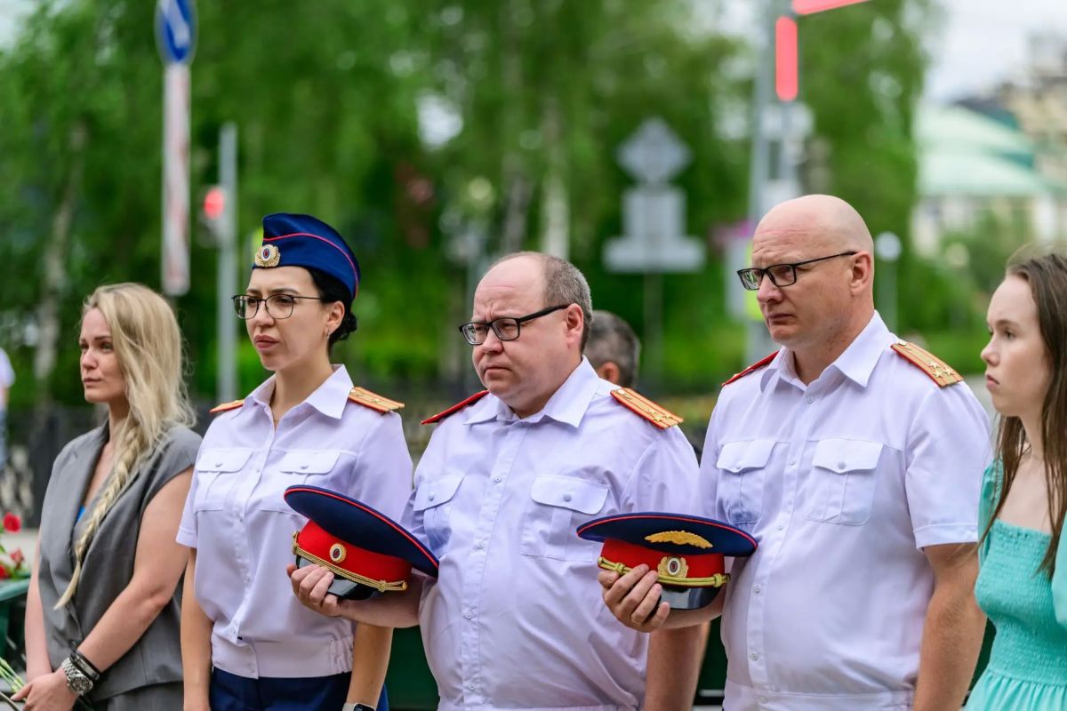 Уважаемые земляки!. 1 июля в нашей стране отмечается День ветеранов боевых действий Уважаемые земляки!. 1 июля в нашей стране отмечается День ветеранов боевых действий