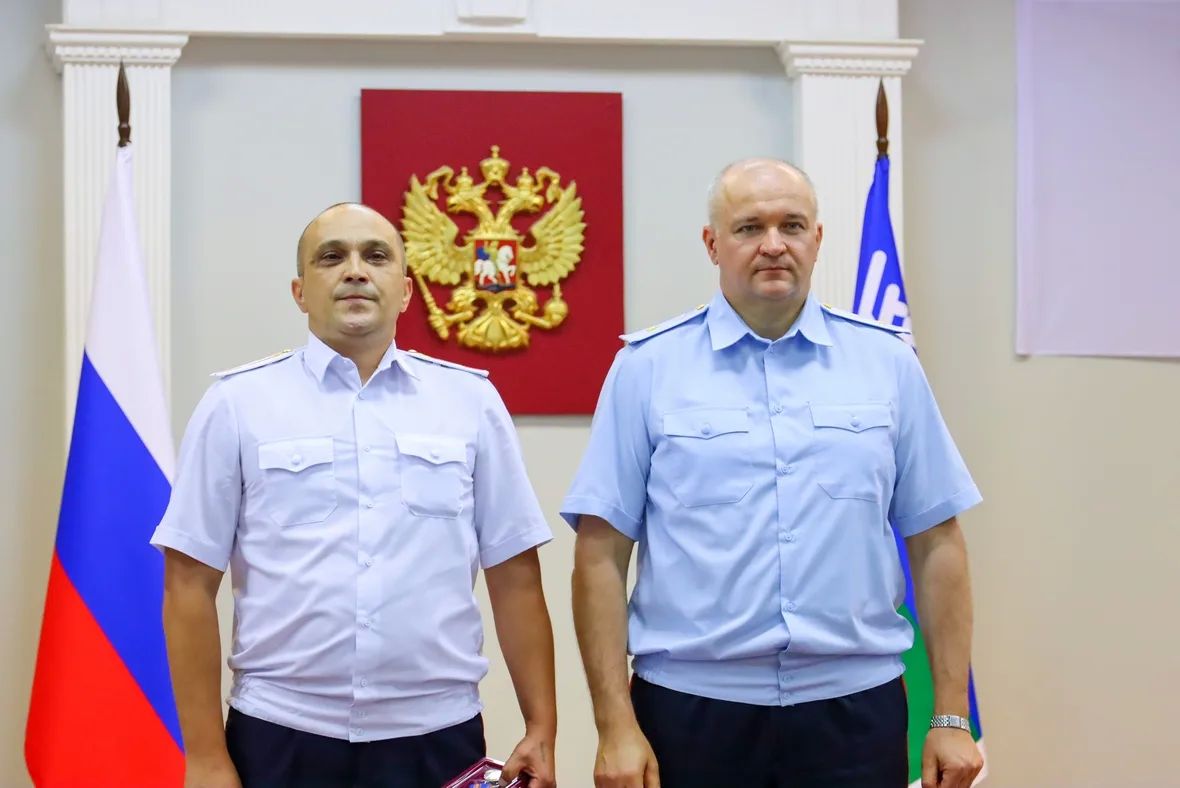 В УМВД России по Ханты-Мансийскому автономному округу – Югре прошли торжественные мероприятия, посвящённые 90-летию со дня образования Госавтоинспекции МВД России В УМВД России по Ханты-Мансийскому автономному округу – Югре прошли торжественные мероприятия, посвящённые 90-летию со дня образования Госавтоинспекции МВД России